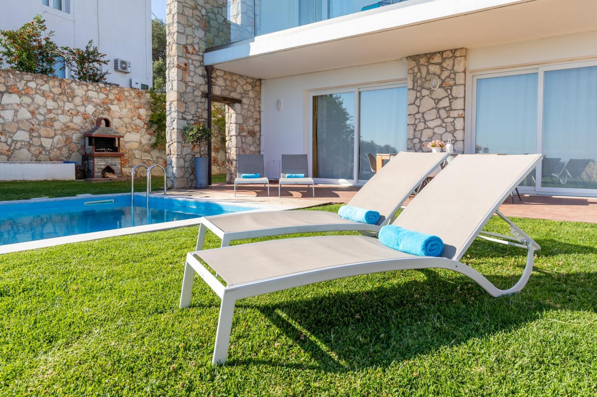 Villa Penelope Galatas  Экстерьер фото